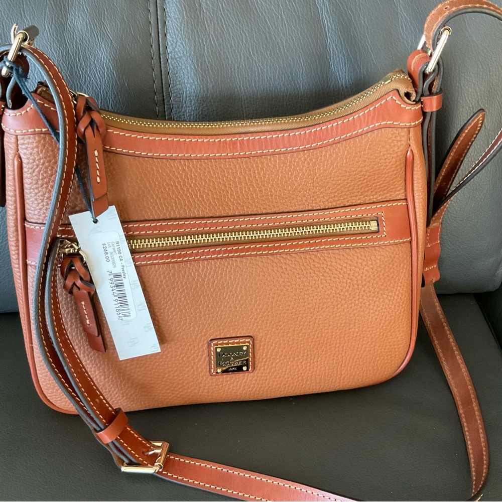 Dooney & Bourke Presley NWT